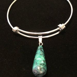 NWT Genuine Ruby Zoisite Charm Bangle Bracelet.